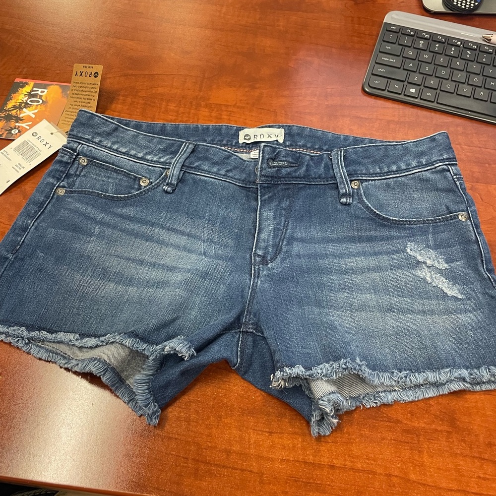 Roxy shorts